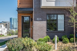 826 13th Ave S, Nashville, TN 37203