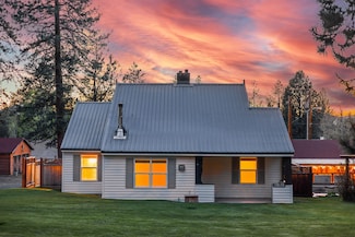 138034 Hillcrest St, Gilchrist, OR 97737