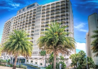 5401 Collins Ave Unit 412, Miami Beach, FL 33140