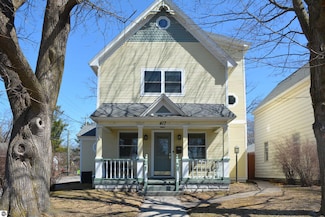 417 Barlow St, Traverse City, MI 49686