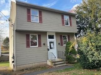 32 Stanley St, Naugatuck, CT 06770