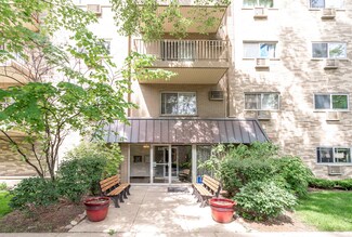 315 Marengo Ave Unit 5I, Forest Park, IL 60130