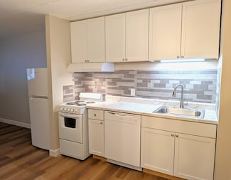 126 Beaver St Unit 10, Framingham, MA 01702
