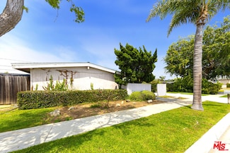 322 Alva Ln, Costa Mesa, CA 92627