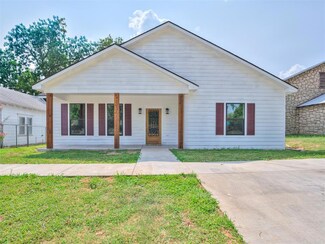 505 S Broad St, Guthrie, OK 73044
