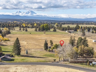 19190 Pinehurst Rd, Bend, OR 97703