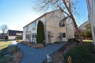 21 Kenneth Stuart Place Unit A, Mohegan Lake, NY 10547