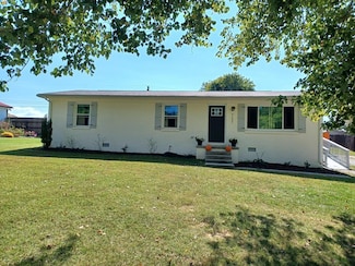 727 Hutcheson Rd, Cookeville, TN 38506