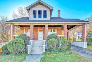 2660 Sweetbrier Ave SW, Roanoke, VA 24015