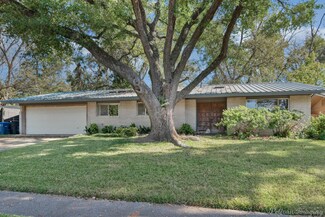 5801 Lovers Ln, Shreveport, LA 71105