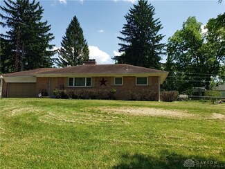 4414 Hoffman Dr, Dayton, OH 45415
