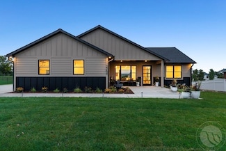 2264 Greenbriar Rd, Billings, MT 59105