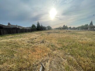 1226 Doak Blvd, Ripon, CA 95366