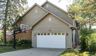 1325 Ferndale Ave, Highland Park, IL 60035