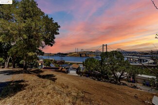 125 Kendall Ave, Crockett, CA 94525
