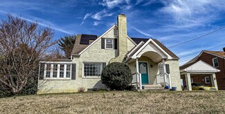 2009 W Main St, Waynesboro, VA 22980
