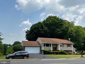 819 Science Park Rd, State College, PA 16803