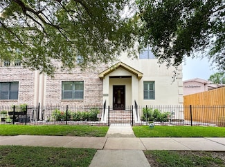 4042 Bellefontaine St, Houston, TX 77025