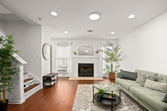 6900 E Riverside Dr Unit 17, Austin, TX 78741