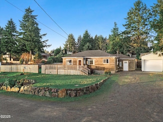 5201 NE 49th St, Neotsu, OR 97364