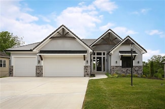 115 Teton Ridge, Lake Winnebago, MO 64034