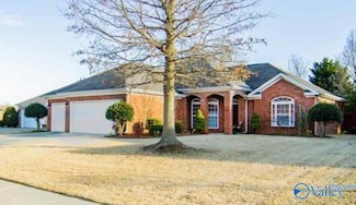5016 Liberty Park Cir SE, Owens Cross Roads, AL 35763