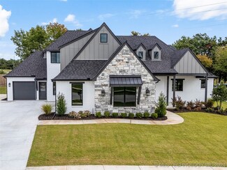 13627 S 28th St, Bixby, OK 74008