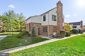 365 Norris Hall Ln, Norristown, PA 19403