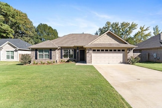 1202 Laurel Ln, Searcy, AR 72143