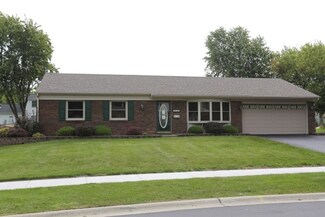 205 Ellington Dr, Schaumburg, IL 60194