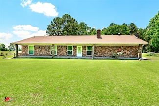 255 Barry Rd, Logansport, LA 71049
