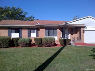 28601 Little MacK Ave, Saint Clair Shores, MI 48081