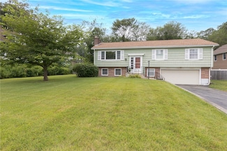398 Central St, North Smithfield, RI 02896