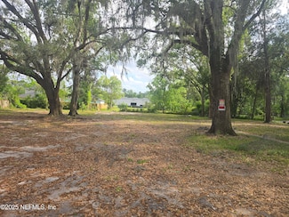 8576 Osteen St, Jacksonville, FL 32210