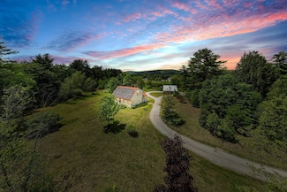 64 Pleasant View Rd, Bradford, NH 03221