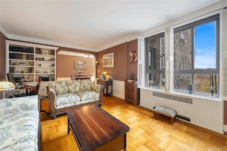 4445 Post Rd Unit 7E, Bronx, NY 10471