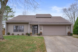 4104 W Kings Row St, Muncie, IN 47304