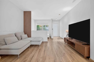1334 Euclid Ave Unit 4, Miami Beach, FL 33139