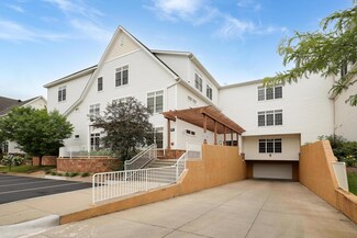 2150 Old School Rd Unit 254, Mound, MN 55364