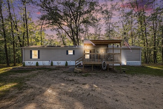 8893 Hayes Rd, Mecosta, MI 49332