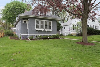 707 N Ellis Ave, Wheaton, IL 60187