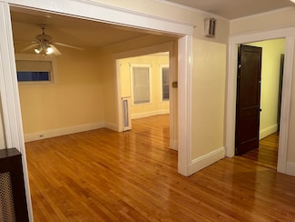 158 Hillside Rd Unit 1, Watertown, MA 02472