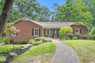 403 Edinburgh Dr, Burlington, NC 27215