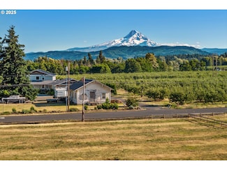 3820 Belmont Dr, Hood River, OR 97031