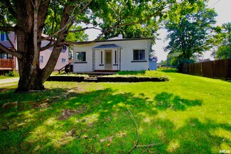 206 S Bellevue Ave, Peoria, IL 61604