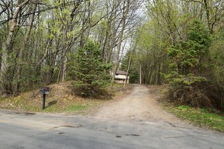 5915 Hillendale Rd, Excelsior, MN 55331