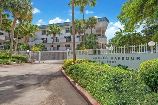 6901 Edgewater Dr Unit 324, Coral Gables, FL 33133