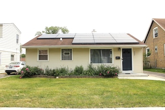 4627 Custer Ave, Lyons, IL 60534