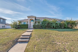 719 Kristi Ln, Cedar Hill, TX 75104