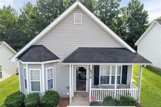6316 Derryfield Dr, Charlotte, NC 28213